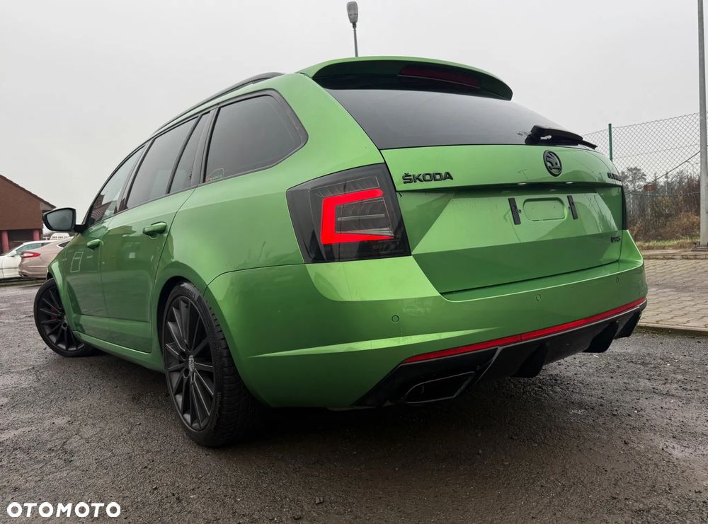 Skoda Octavia 2.0 TSI RS 230 - 9