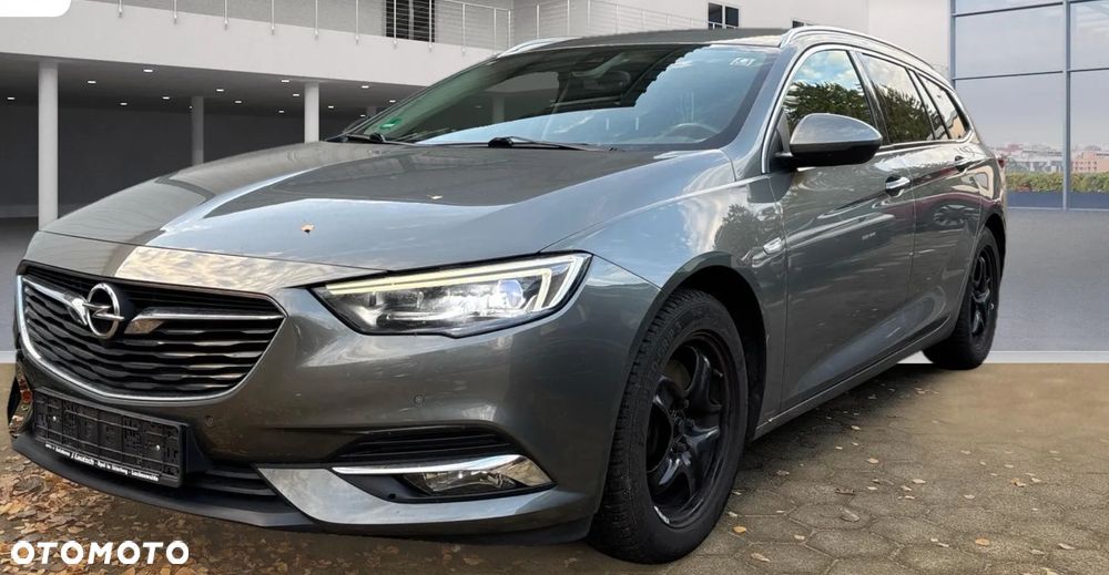 Opel Insignia - 1