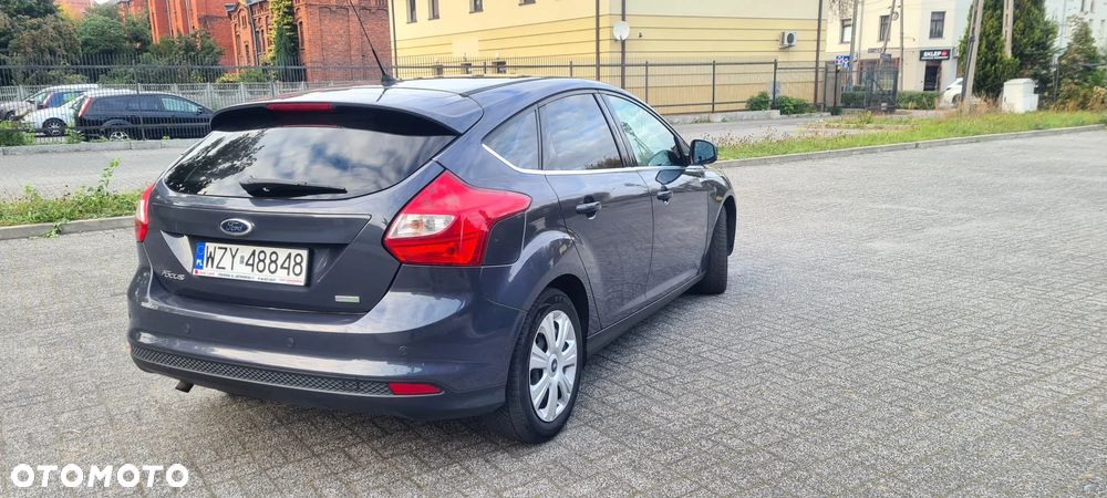 Ford Focus - 4