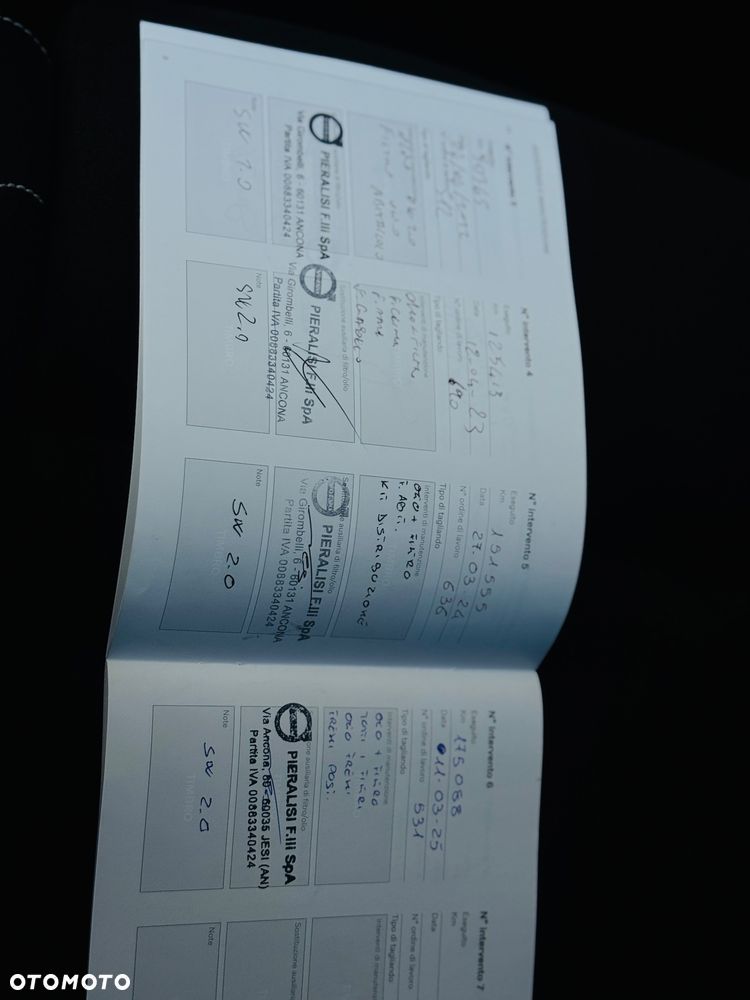 Volvo XC 40 D4 AWD Geartronic R-Design - 20