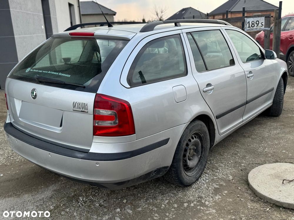 Skoda Octavia 1.6 Active - 5