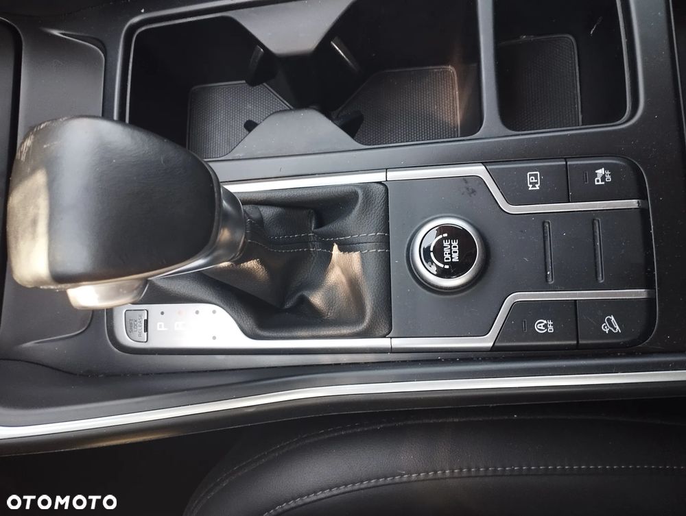 Kia Sorento 2.4 GDI 2WD Vision - 12
