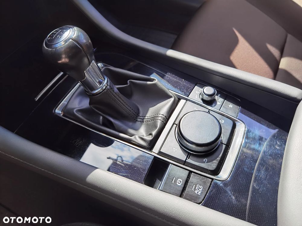 Mazda 3 2.0 mHEV Kai - 12