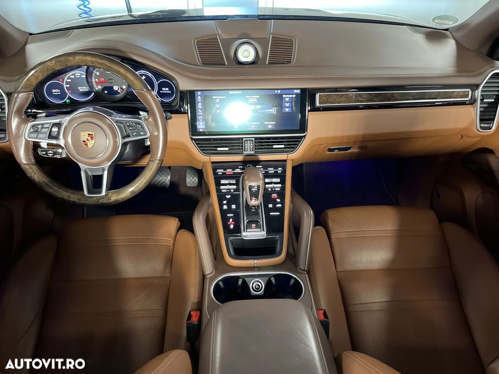 Porsche Cayenne Tiptronic S - 13