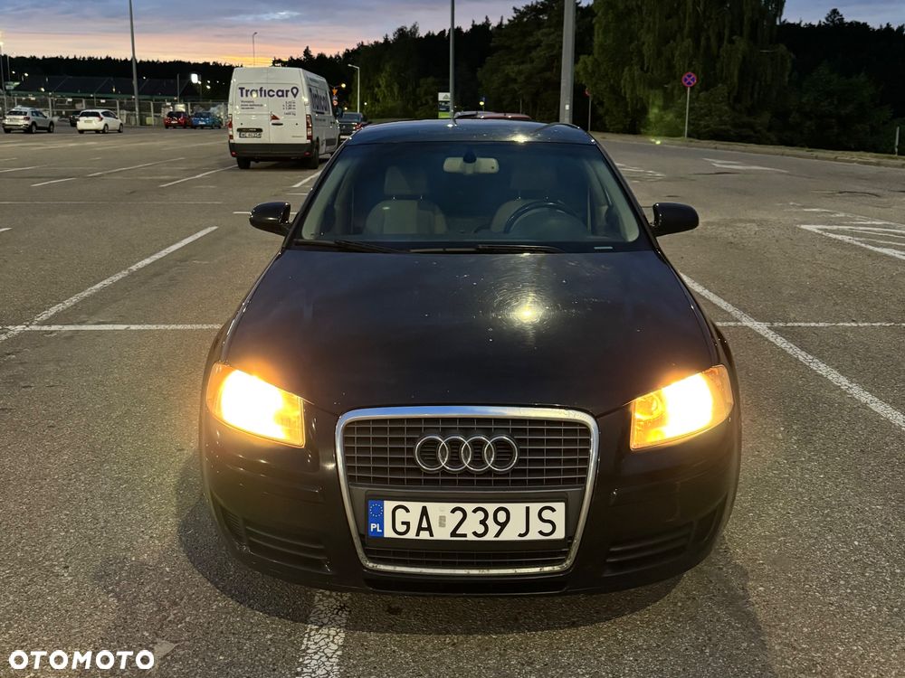 Audi A3 Sportback 1.9 TDI Ambiente - 17