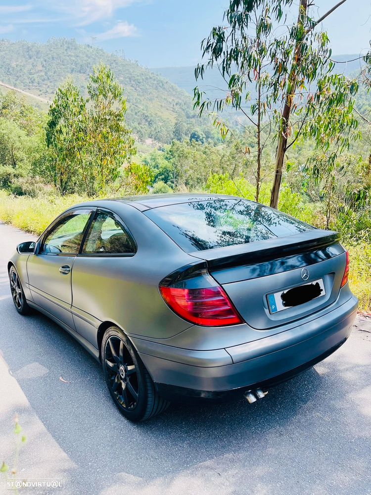 Mercedes-Benz C 220 - 1