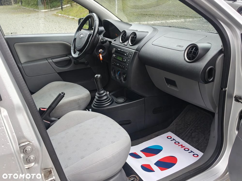 Ford Fiesta 1.3 - 19