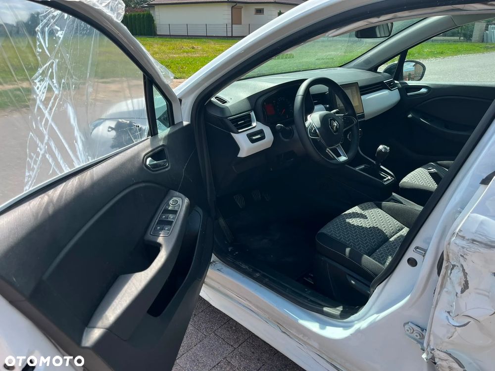 Renault Clio TCe 90 EXPERIENCE - 11