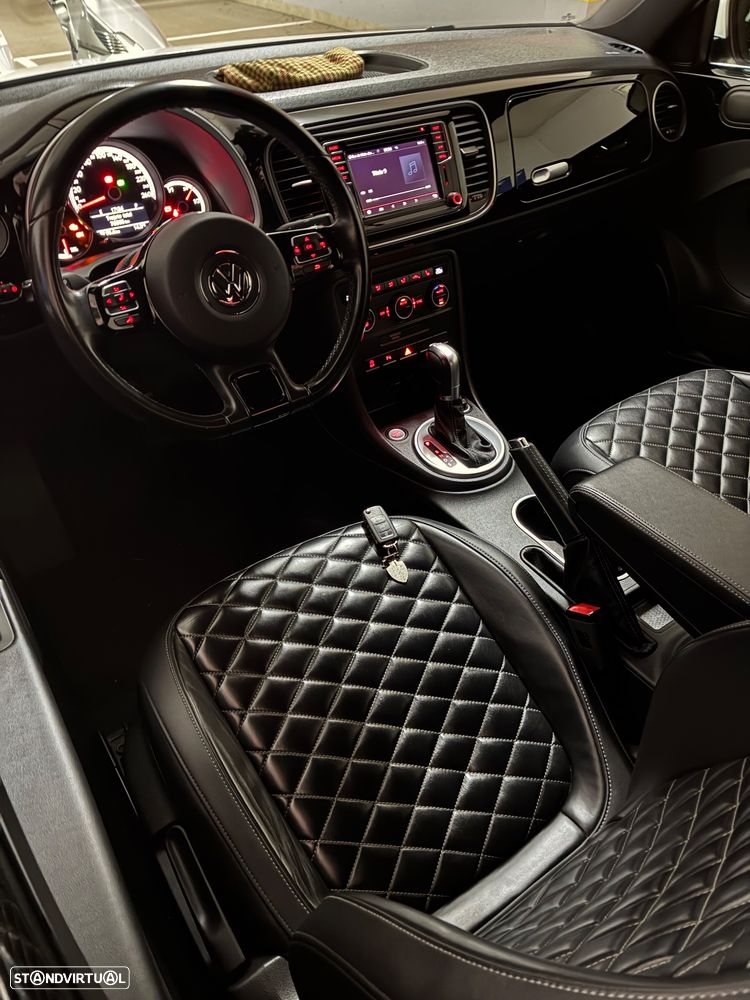 VW New Beetle Cabriolet 1.2 TSI DSG Exclusive Design - 24
