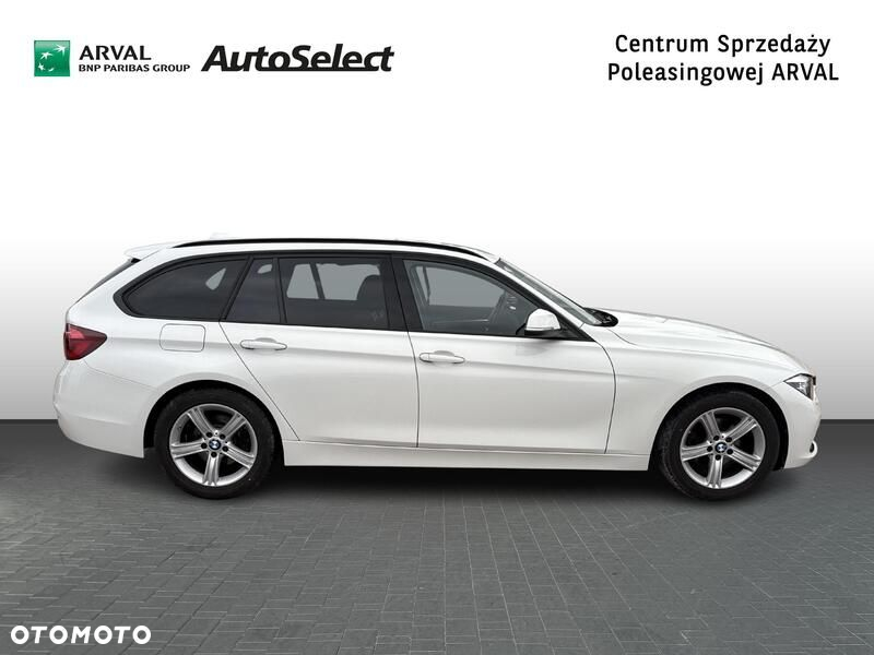 BMW Seria 3 318i GPF - 8