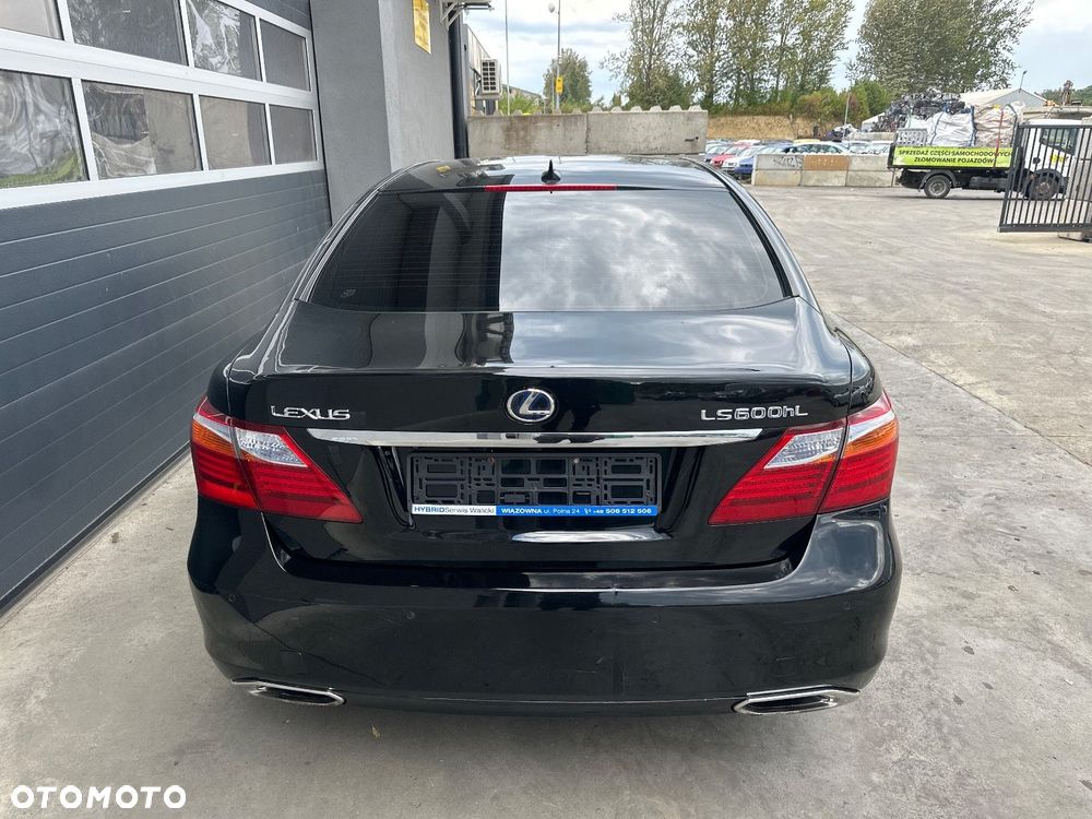 Lexus LS - 6