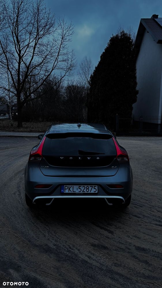 Volvo V40 D4 Drive-E Momentum - 3