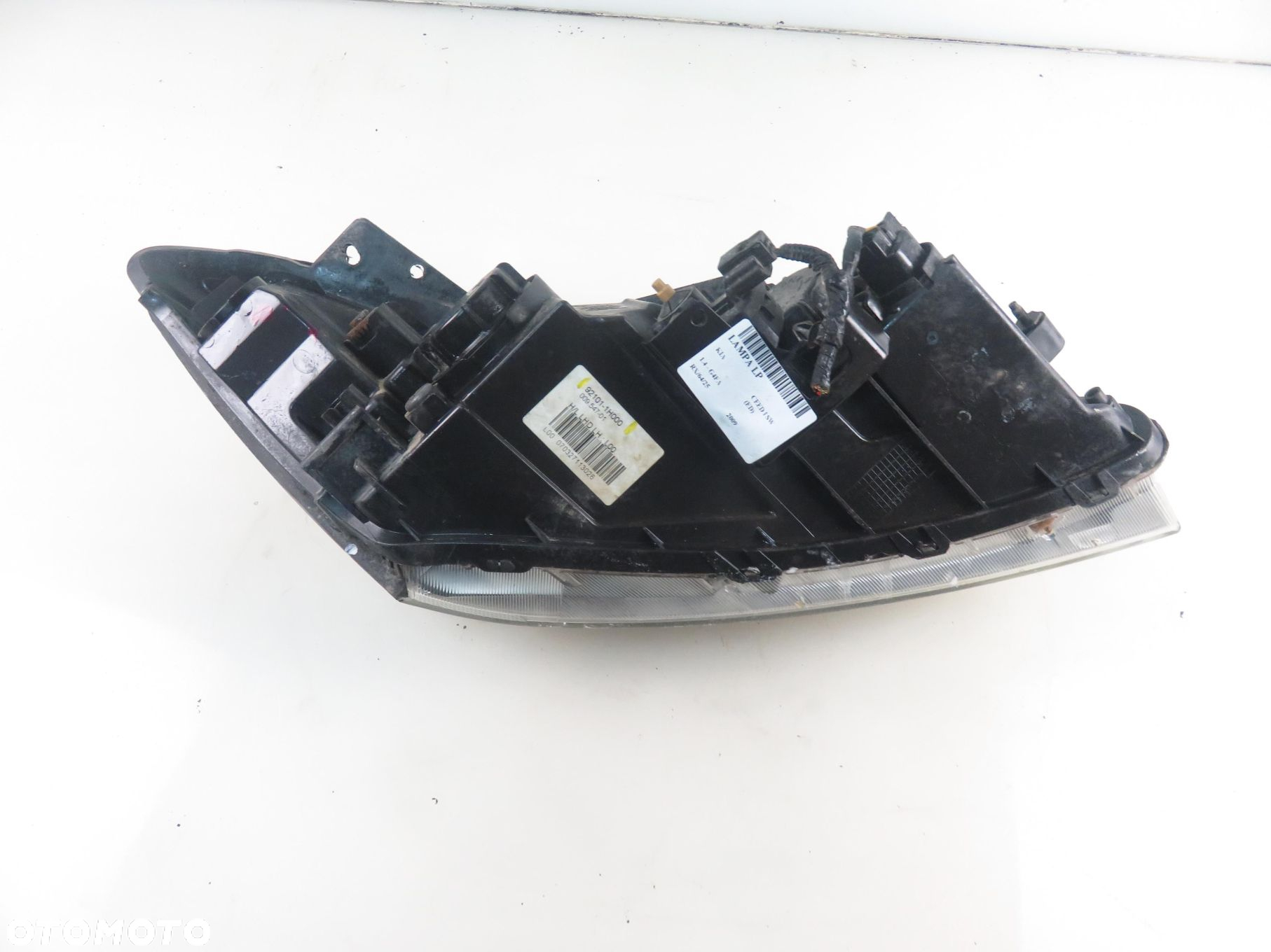 LAMPA LEWA PRZEDNIA KIA CEED I SW (ED) 921011H000 - 11