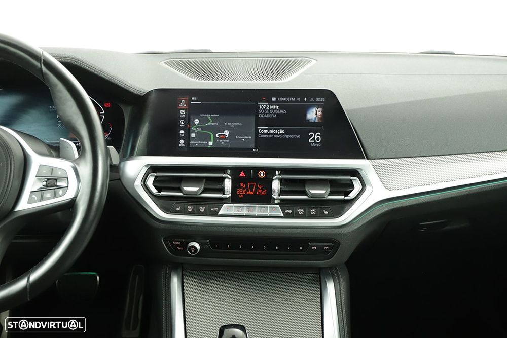 BMW 420 i Pack Desportivo M Auto - 13