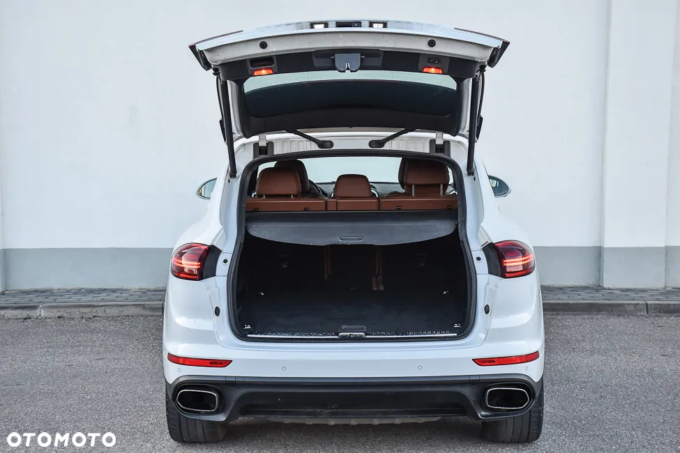 Porsche Cayenne Diesel Platinum Edition - 39