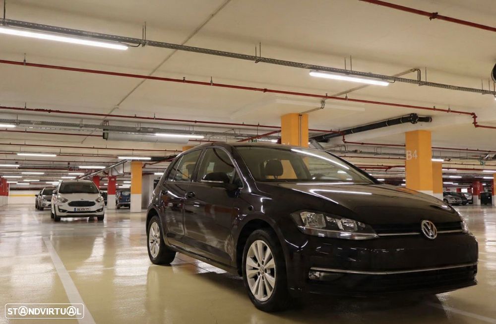 VW Golf 1.6 TDi BlueMotion Confortline - 4