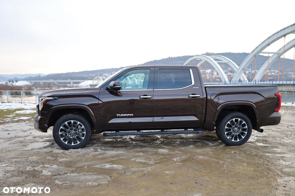 Toyota Tundra - 2
