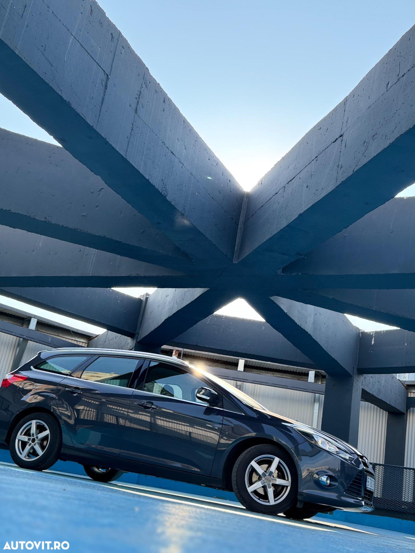Ford Focus 1.6 TDCi DPF Start-Stopp-System SYNC Edition - 30