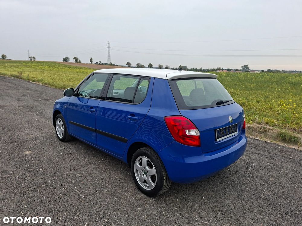 Skoda Fabia 1.4 16V Ambiente - 4
