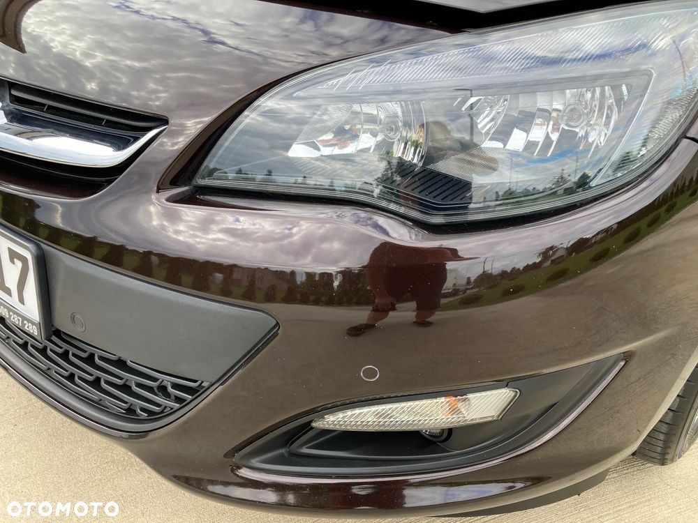 Opel Astra 1.4 T Cosmo EU6 - 16