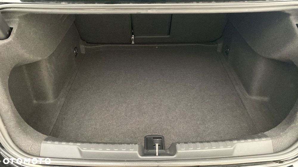 Audi A3 Limousine 35 TFSI mHEV S tronic - 13