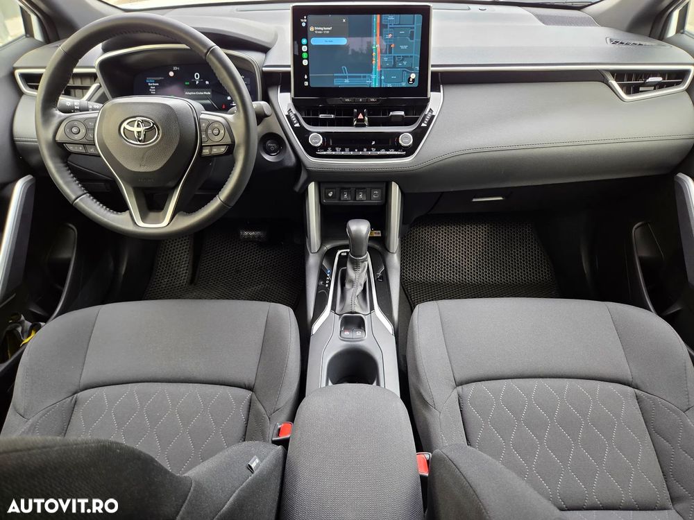 Toyota Corolla Cross - 6