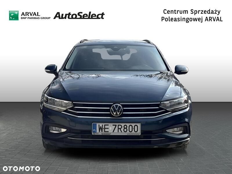 Volkswagen Passat - 9