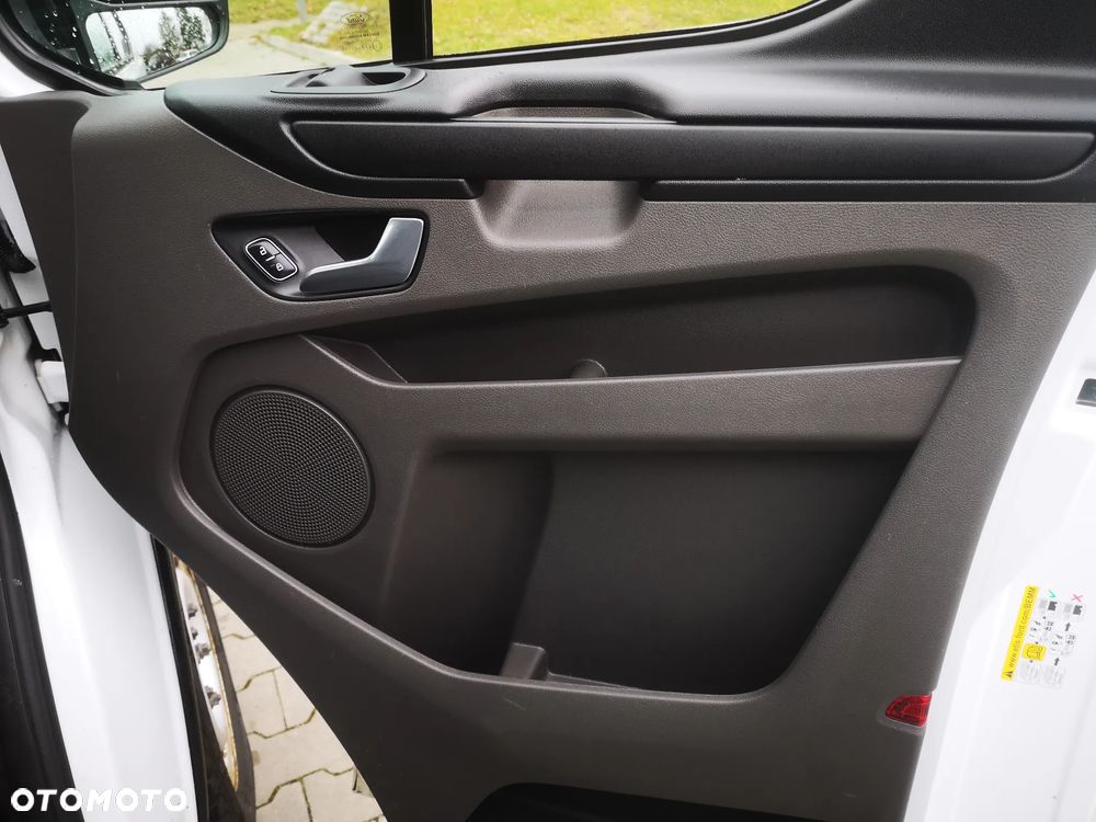 Ford Transit Custom - 23