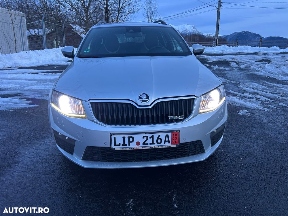 Skoda Octavia 2.0 TDI (Green tec) DSG RS - 33