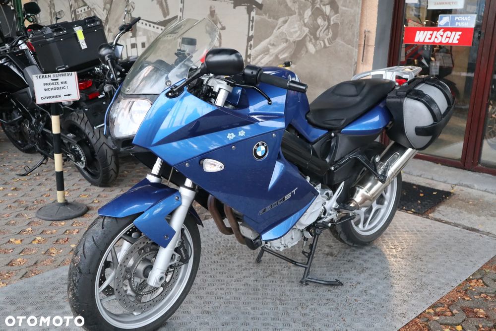 BMW F