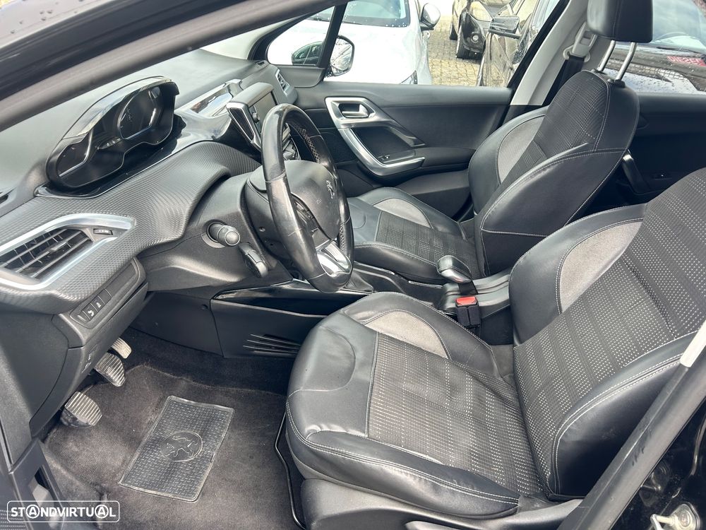 Peugeot 2008 1.2 PureTech Access - 3