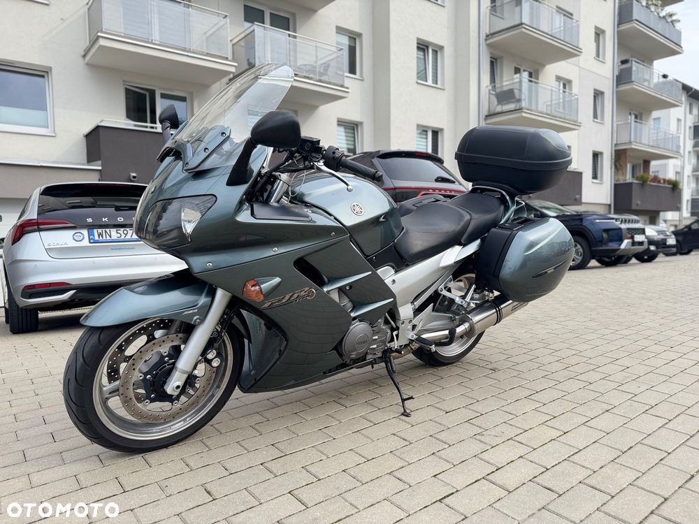 Yamaha FJR - 10