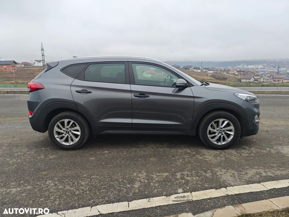 Hyundai Tucson blue 1.7 CRDi 2WD DCT Style - 11
