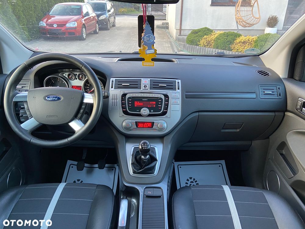 Ford Kuga 2.0 TDCi Titanium S - 11