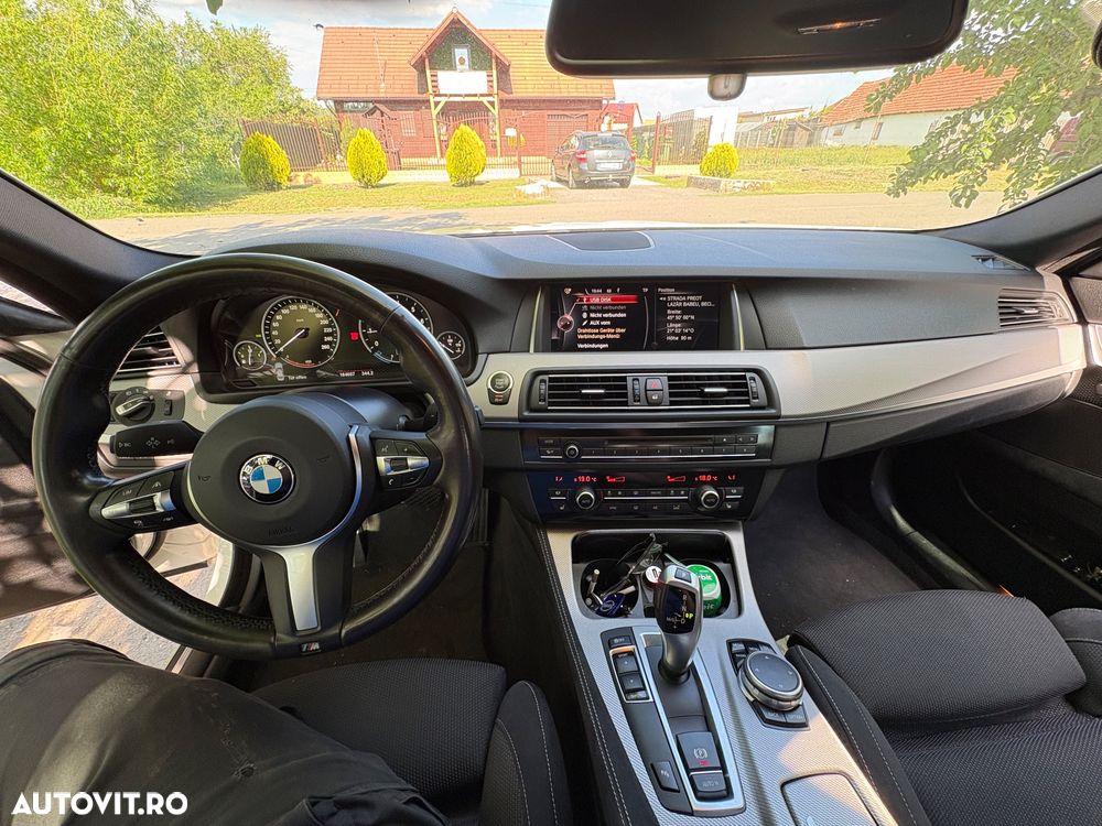 BMW Seria 5 520i - 7