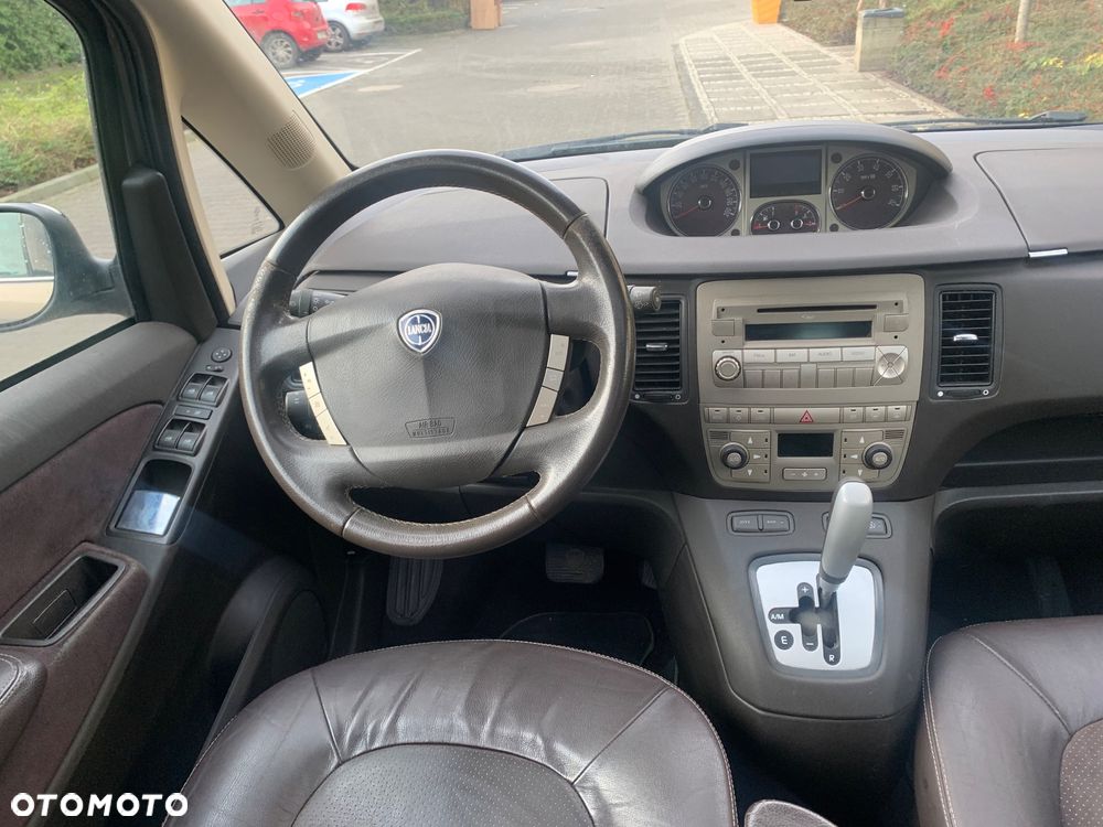 Lancia Musa 1.4 16v Automatik Platino Plus - 12