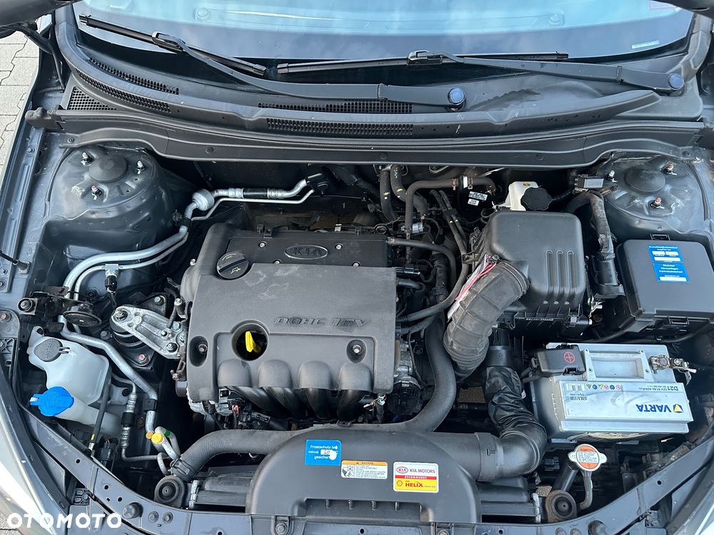 Kia Ceed 1.4 Comfort + - 25