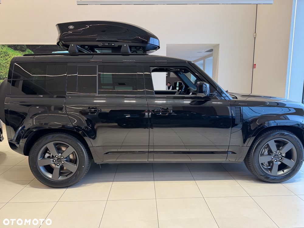 Land Rover Defender 130 D350 X-Dynamic SE - 4