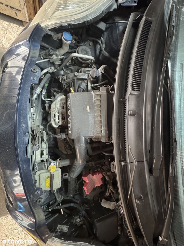 Toyota Yaris - 5