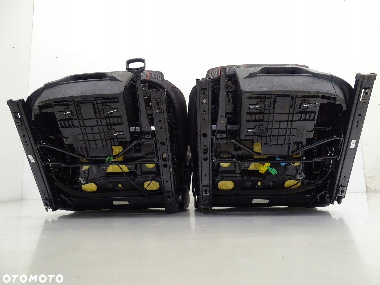 KPL FOTELE KANAPA TAPICERKA VW POLO V 6R 6C GTI  3D 3DRZWI HB  KRATA - 10