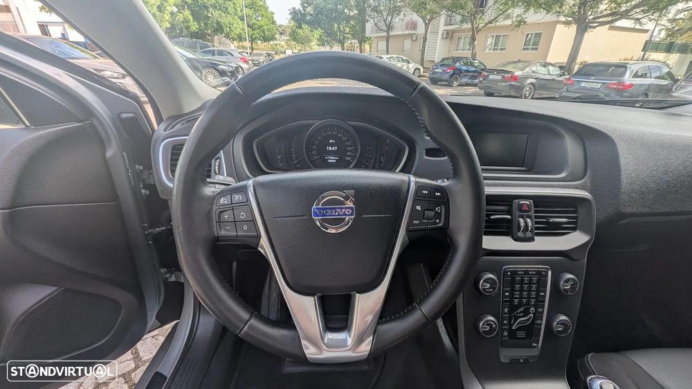 Volvo V40 2.0 D2 Momentum - 23