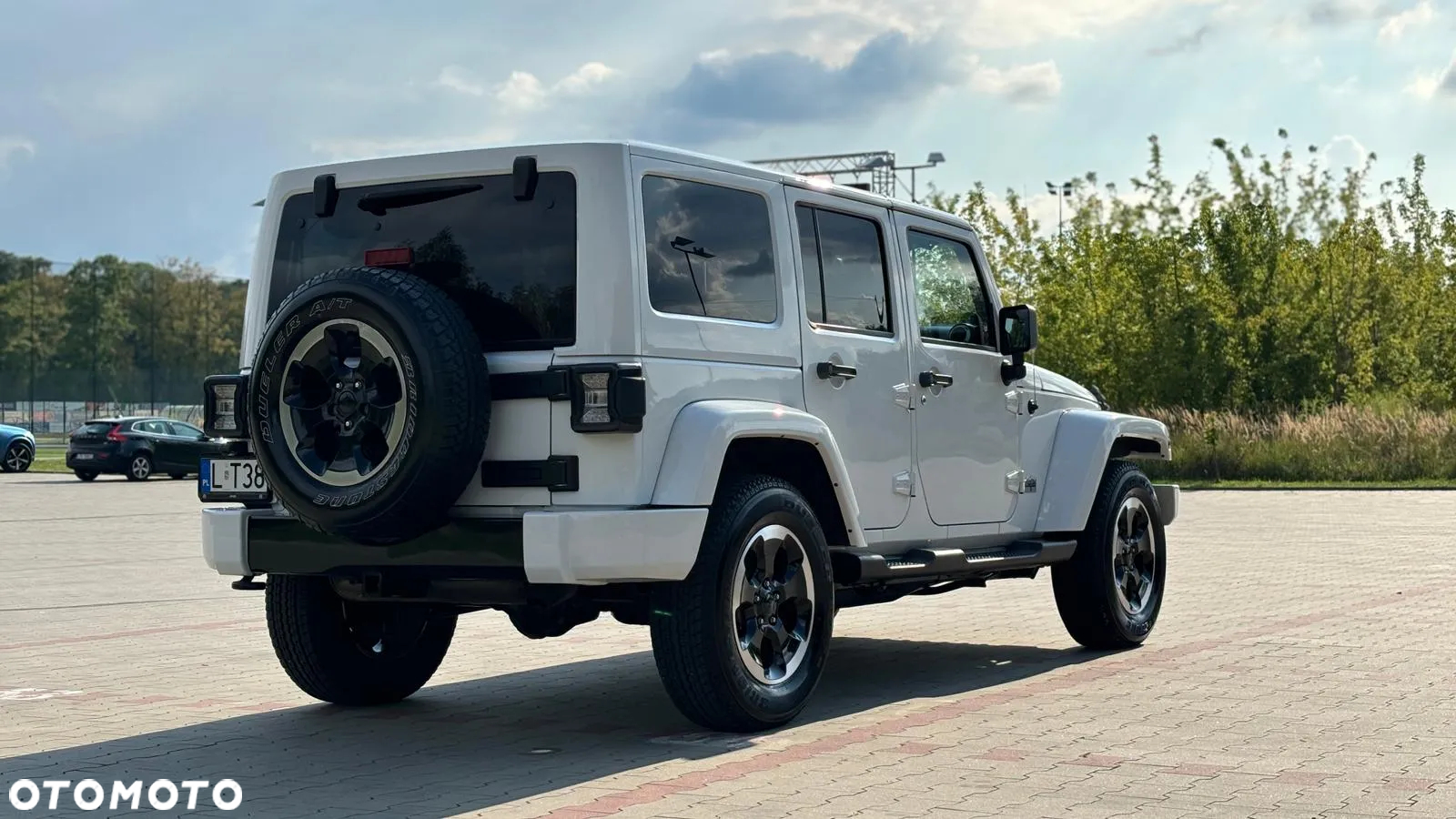 Jeep Wrangler - 8
