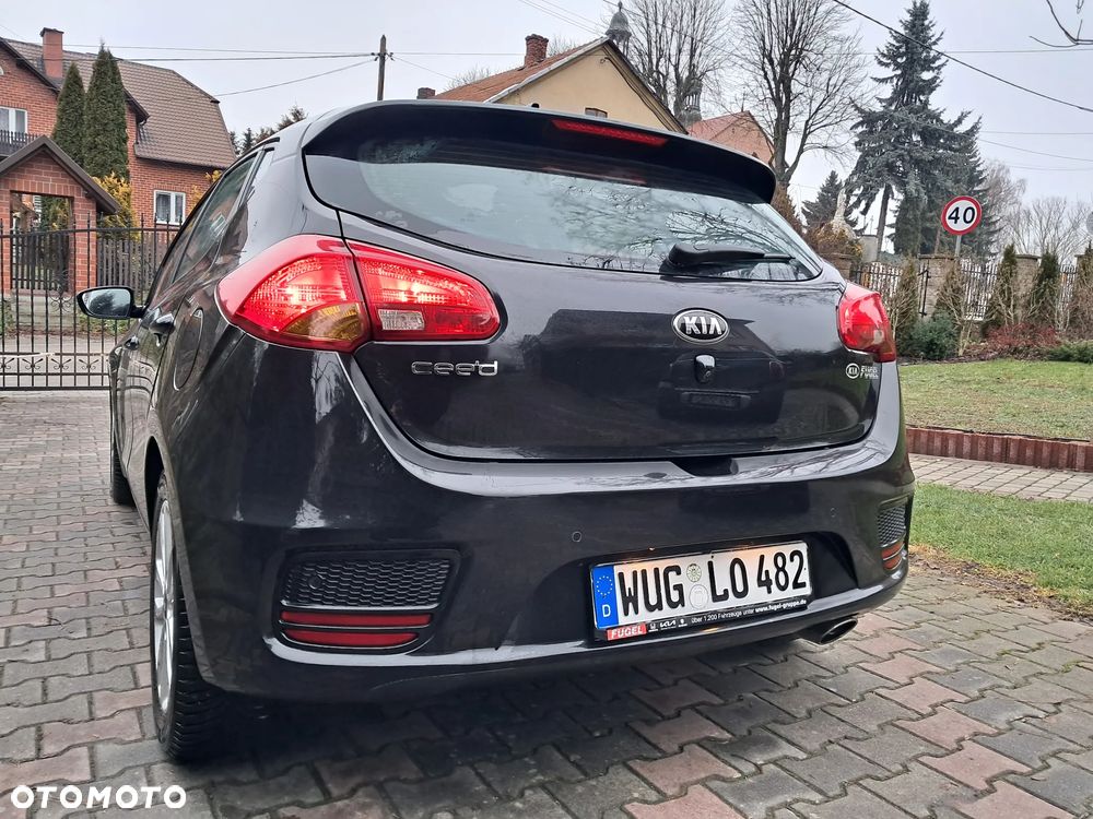 Kia Ceed 1.4 CVVT Attract - 5