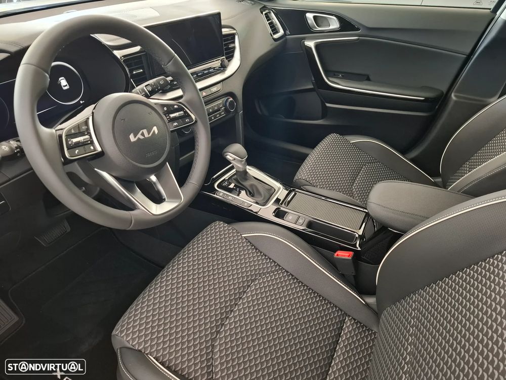 Kia XCeed 1.0 T-GDI Tech 7DCT - 11