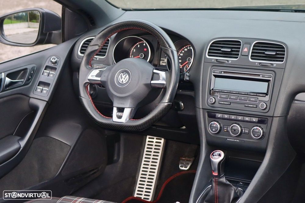 VW Golf Cabriolet 2.0 TSI GTI - 22