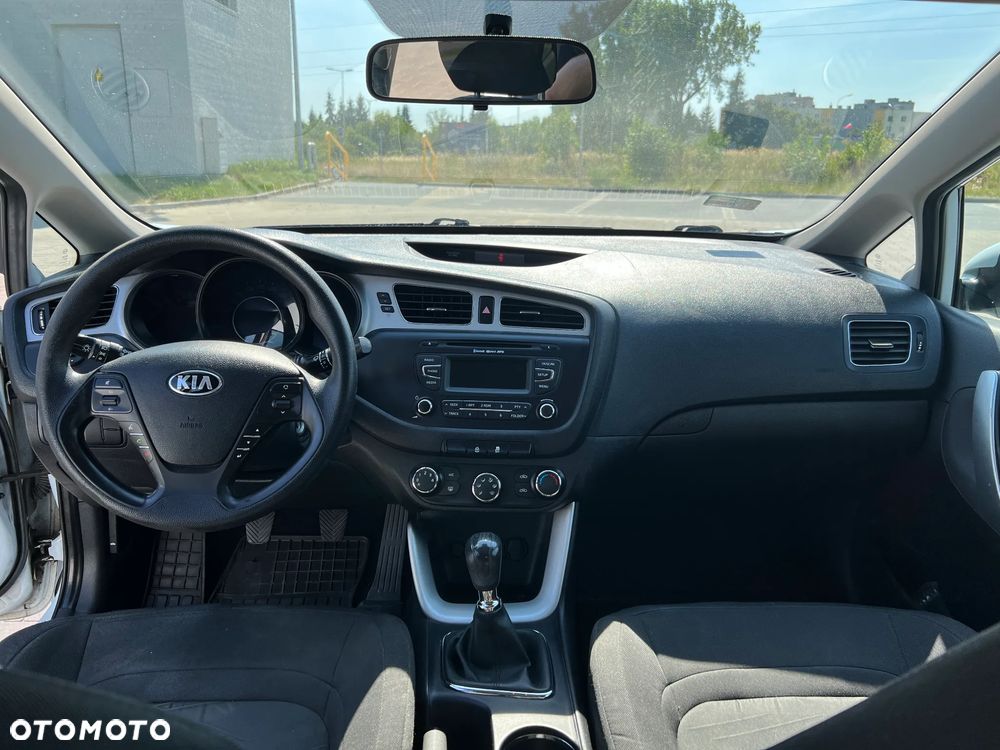 Kia Ceed 1.4 M - 12