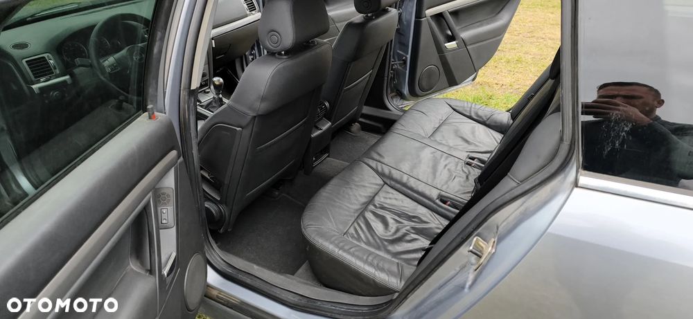 Opel Vectra 1.9 CDTI - 8