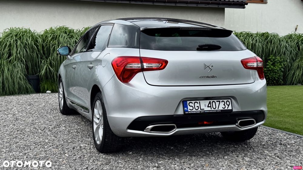 Citroën DS5 1.6 BlueHDi SoChic - 17