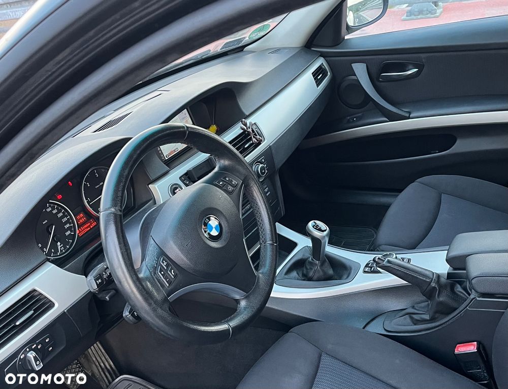 BMW Seria 3 316d - 6