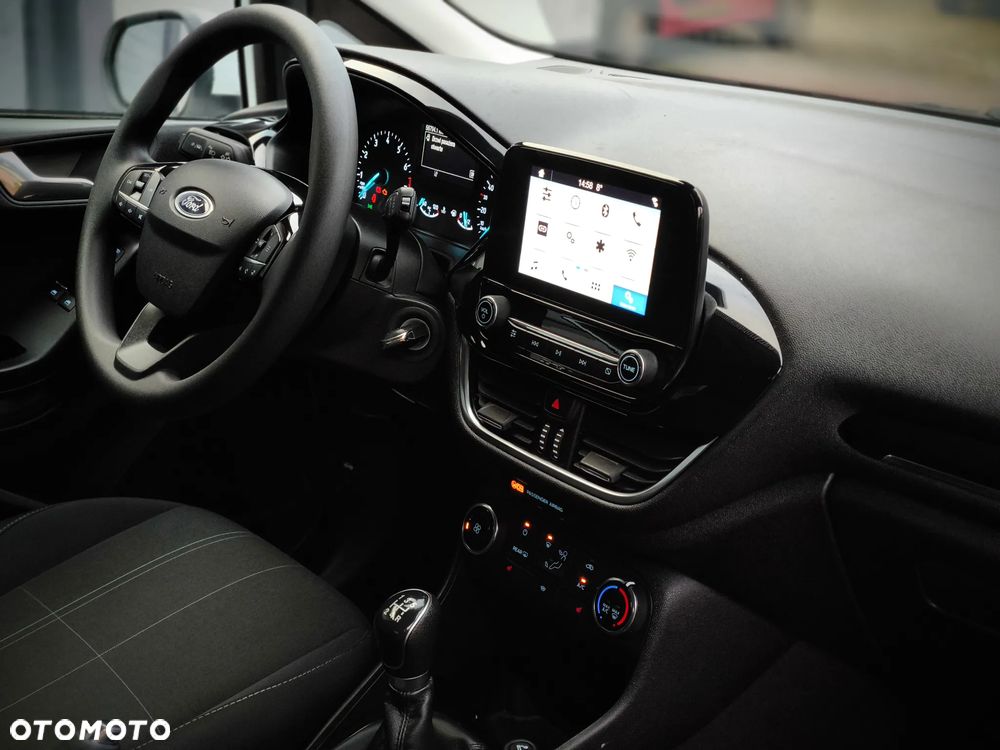 Ford Fiesta 1.1 SYNC Edition - 16